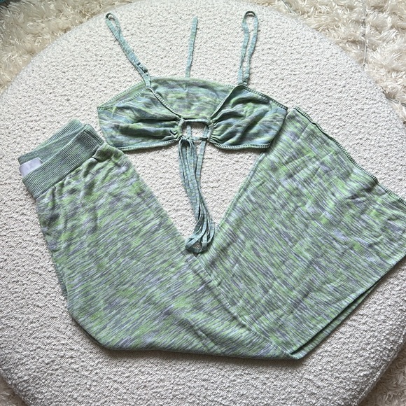 Revolve Callahan Melanie Set in Green, size XS - Picture 2 of 4